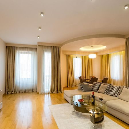 New Age Living Appartement Tbilisi Buitenkant foto