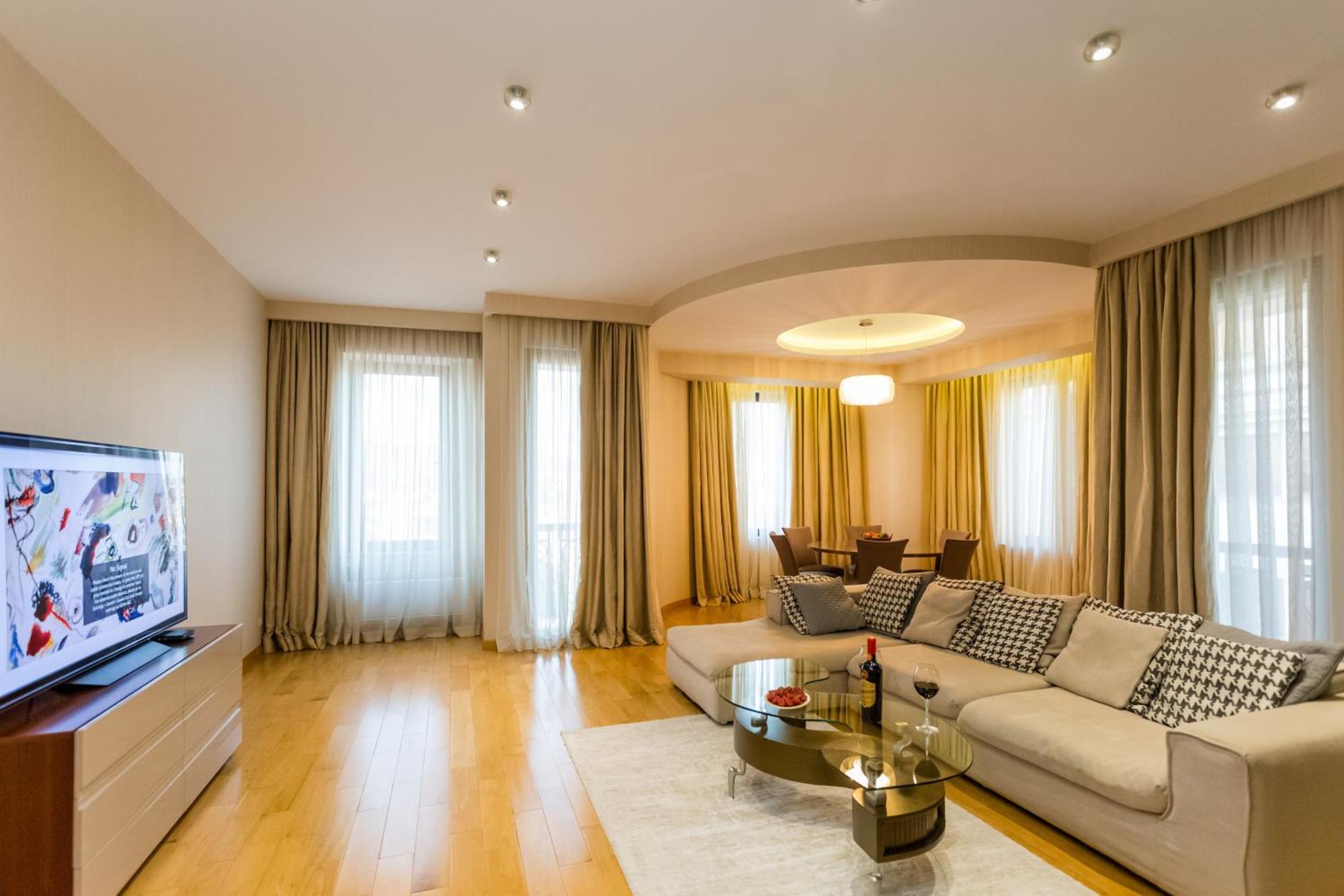 New Age Living Appartement Tbilisi Buitenkant foto