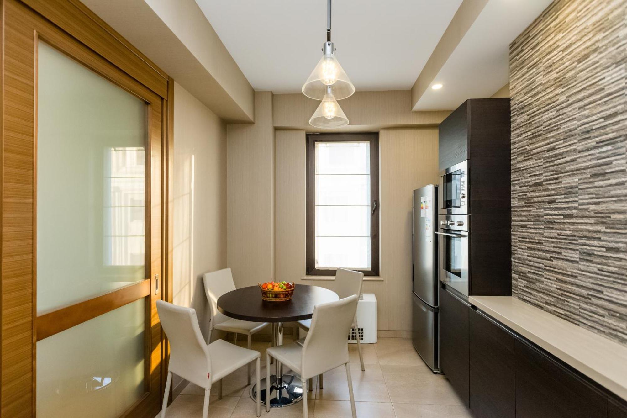New Age Living Appartement Tbilisi Buitenkant foto